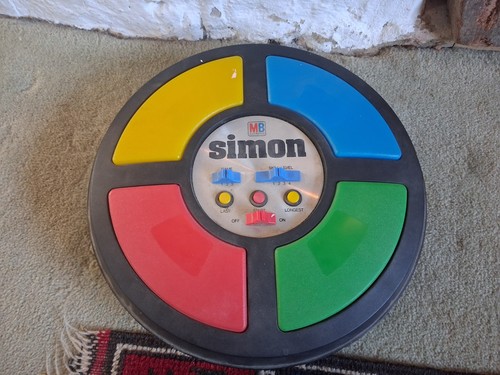 Vintage simon electronic game - simon,