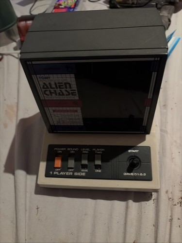 Tomy lsi game - tomy, chase