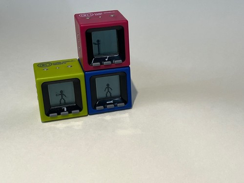 Vintage radica cube world - radica,