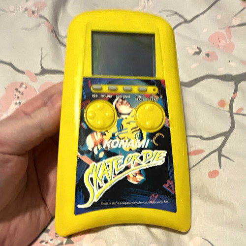 Vintage konami skate - konami,
