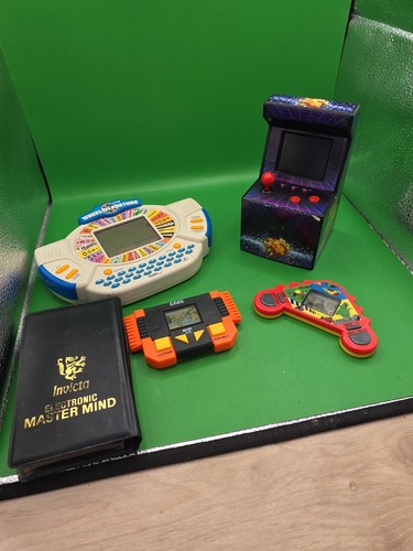 Vintage handheld game bundle - game,